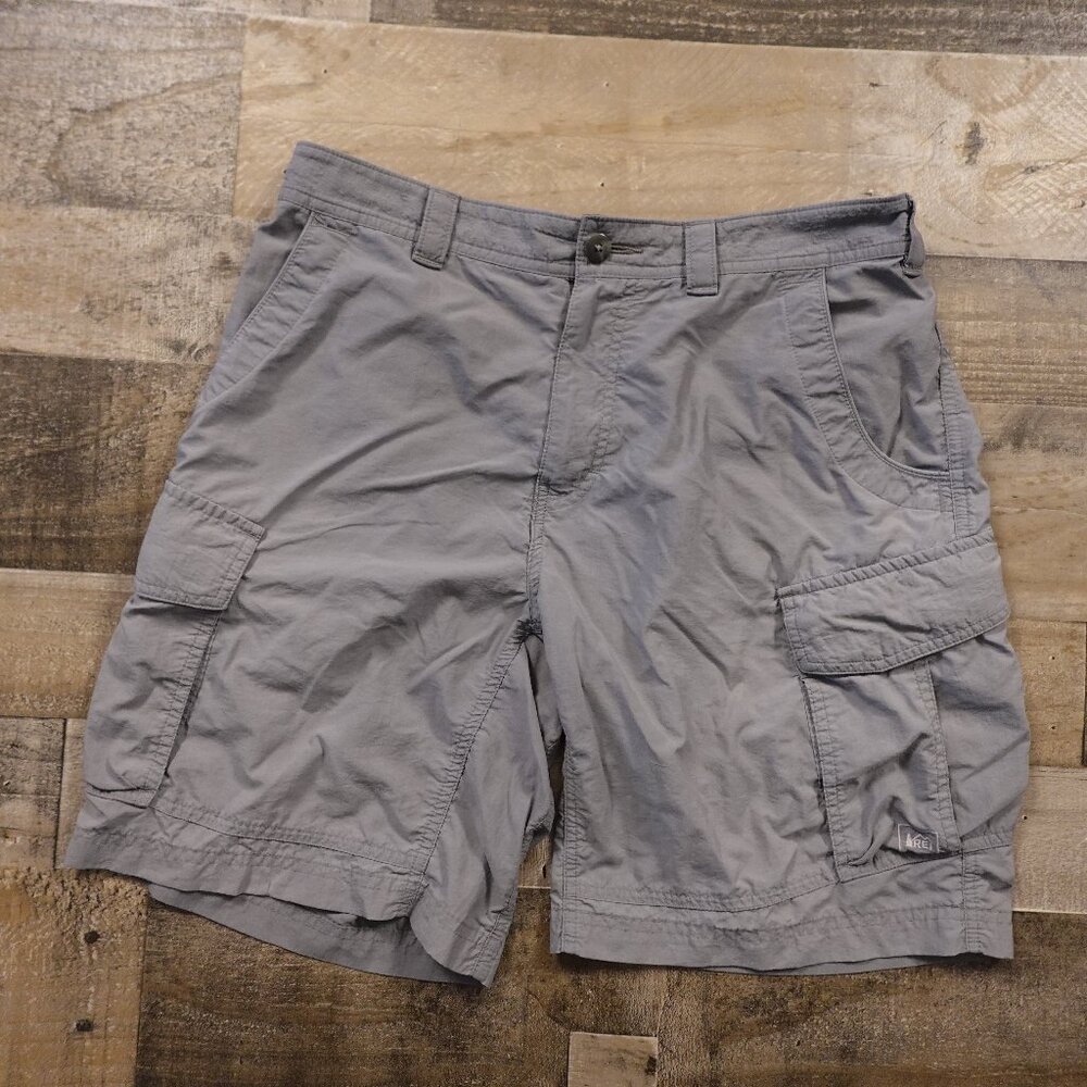 REI cargo shorts men's large gray lightweight hiking outdoors